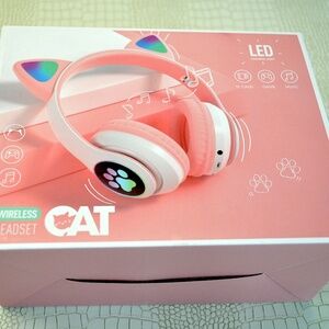 Brand New KORABA Cat Ear Kids Headphones Bluetooth, LED Light up Wireless/Wired